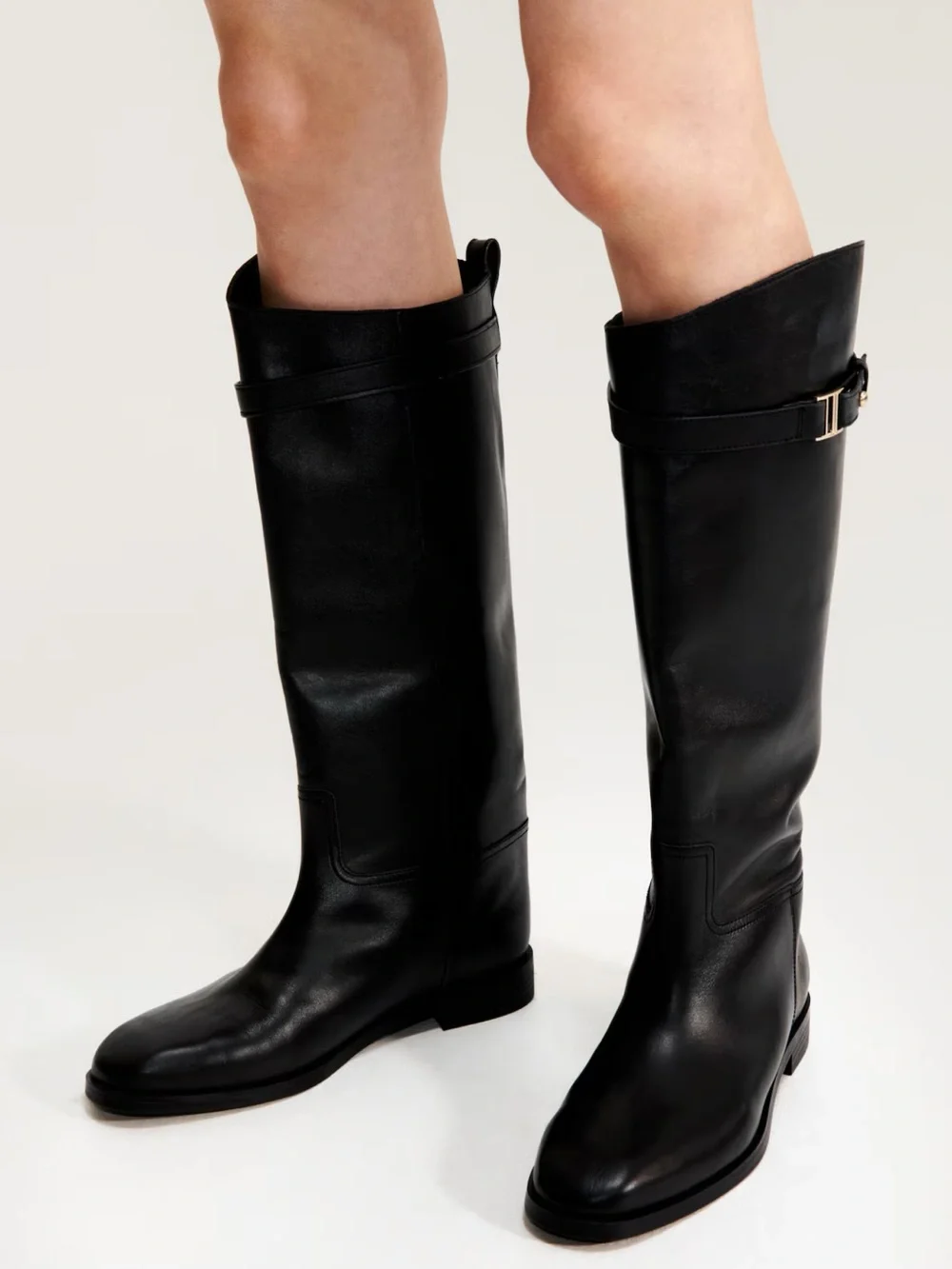 Nwt H&M Women's KNEE-HIGH Genuine LEATHER BOOTS size 6 (37)